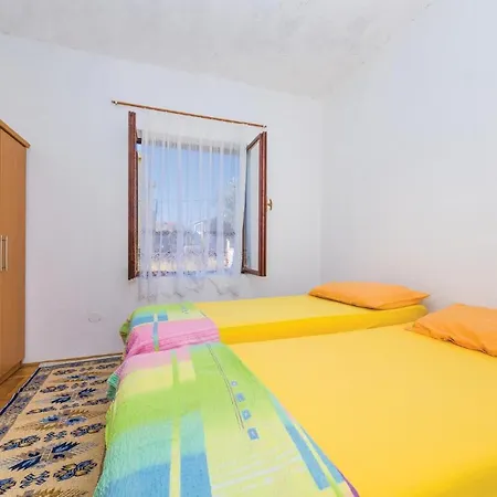דירה Two-bedroom In Rogoznica