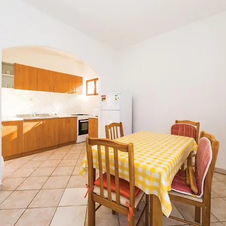 דירה Two-bedroom In Rogoznica